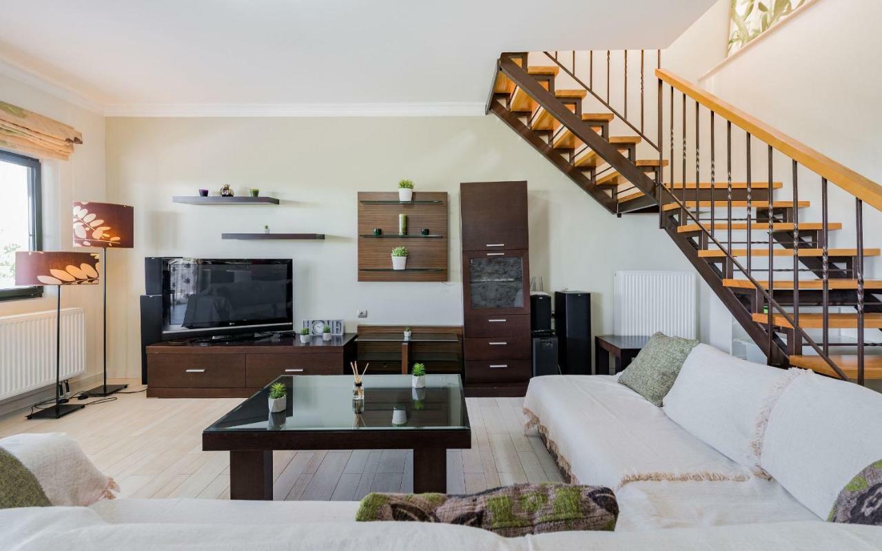 V And H House - Cozy & Ideal For Families, By Zantewize Kalipadhon Exterior photo